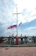 Церемония поднятия флага 2013